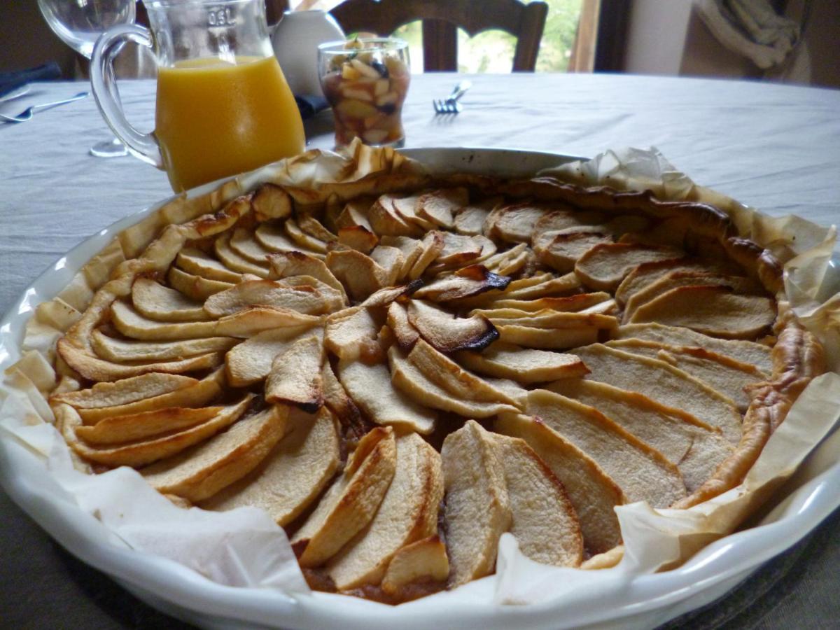 Le Moulin De Cors Bed and Breakfast Oulches Exteriör bild